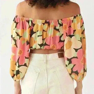 Billabong Sun City Floral Cropped Too by Urban Outfitters